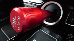 シフトノブエクステンション(赤)彫刻部塗装有り